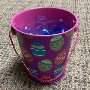 $1 Bundled * Purple Easter Egg Metal Bucket with Blue Grass * NEW